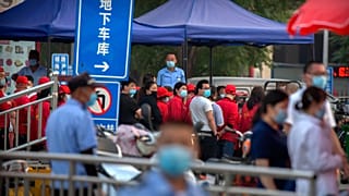 Workers at the market