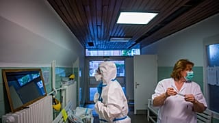 Covid Ortopéd-Traumatológiai Osztály a fővárosi Szent János Kórházban 2020. június 4-én
