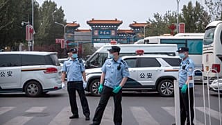 Koronavírus-vészhelyzet Peking legnagyobb piacán