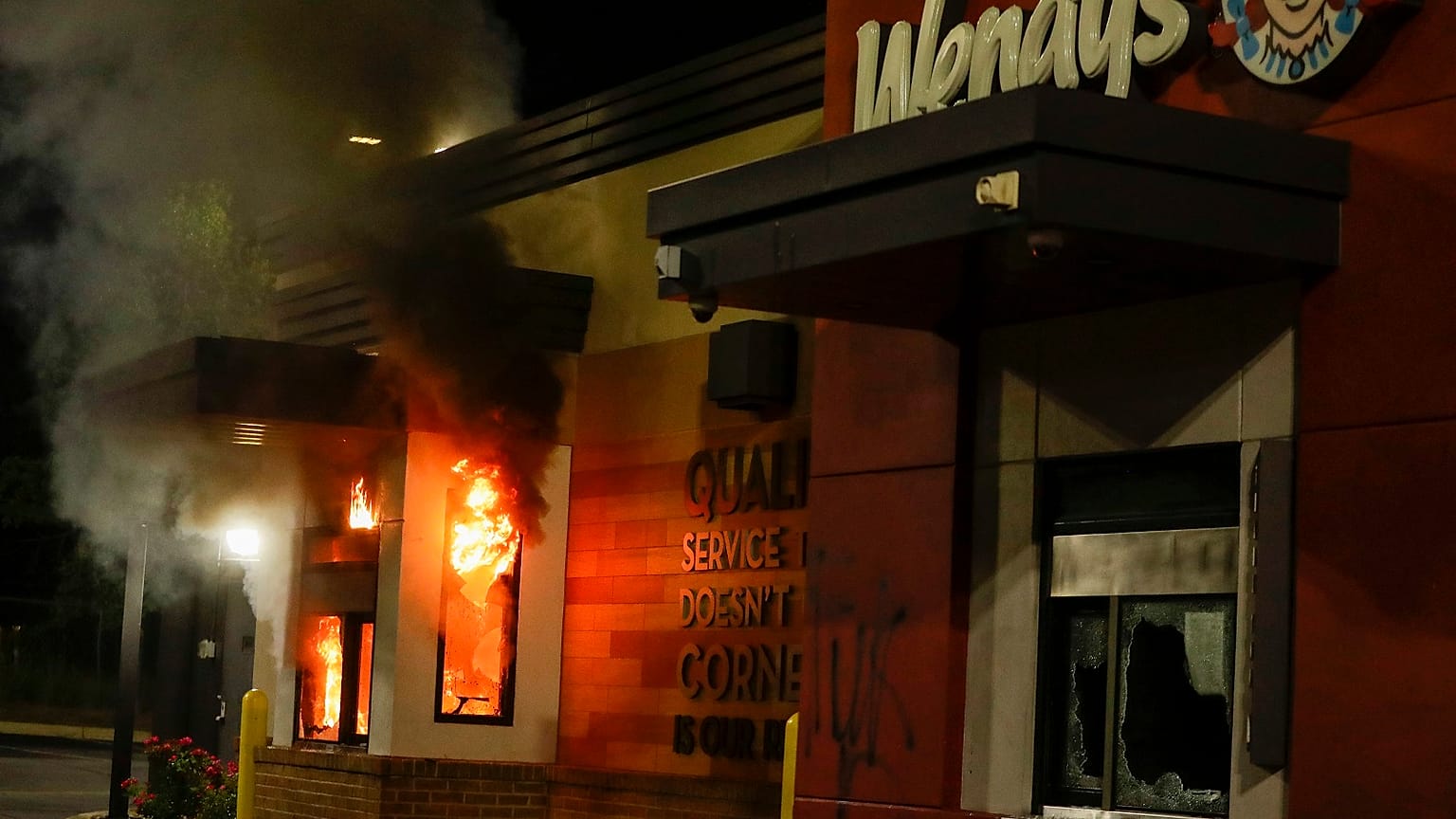 Polizeigewalt in Atlanta: Proteste eskalieren