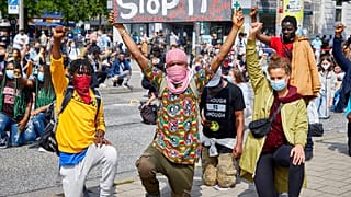 Proteste gegen Rassismus haben auch eine Diskussion über das Wort Rasse in Deutschland ausgelöst.