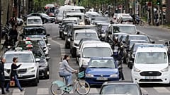 Les rues de la capitale française, au lendemain du déconfinement, le 12 mai 2020.