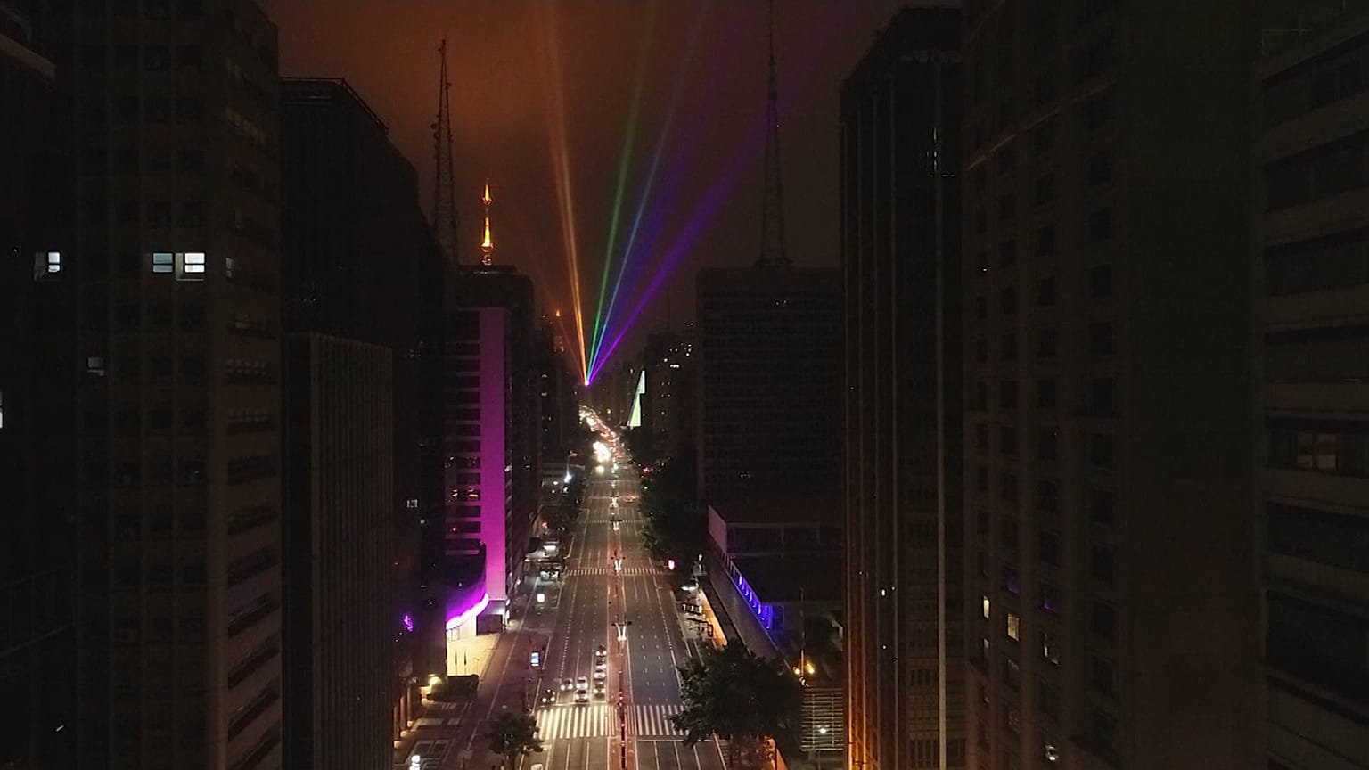 No Comment: Pride helyett lézerjáték Sao Paulóban