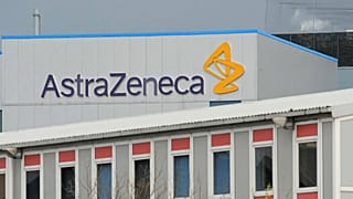 300 millió adagot rendelt az oxfordi oltóanyagból 4 európai ország