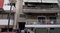 Δημοσιογράφοι μπροστά στο σπίτι της 10χρονης
