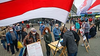 Bruxelas pede eleições justas na Bielorrússia