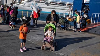 Decenas de refugiados están en el 'limbo' en Grecia