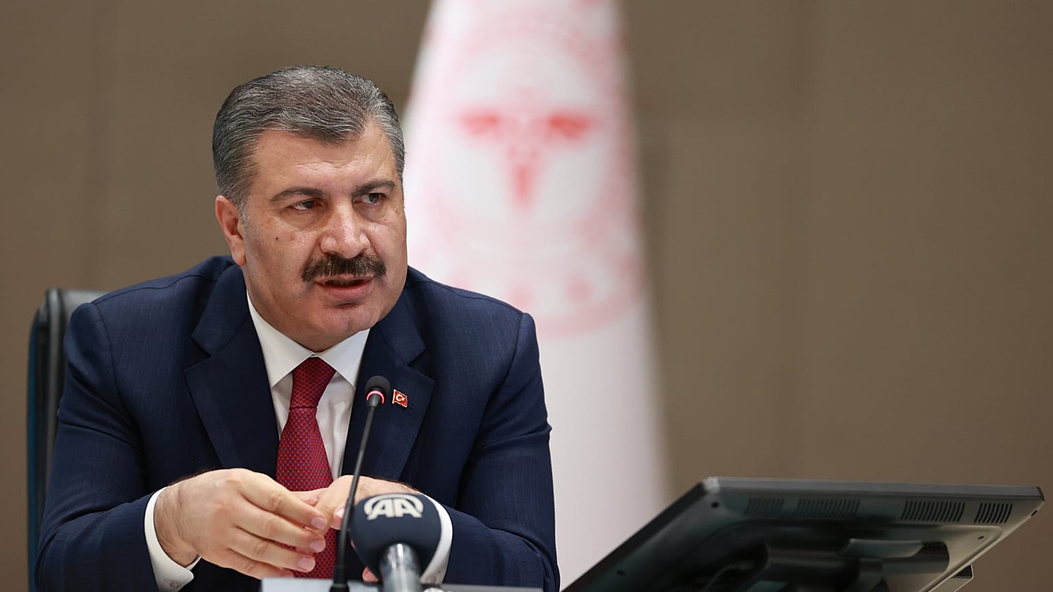 Sağlık Bakanı Fahrettin Koca, son Covid-19 verilerini açıkladı