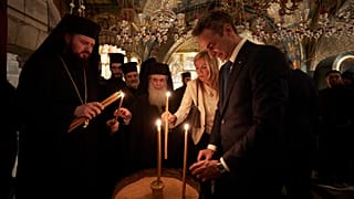 Ο πρωθυπουργός Κυριάκος Μητσοτάκης και η σύζυγός του Μαρέβα Γκραμπόφσκι- Μητσοτάκη