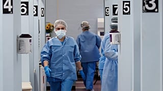 ΗΠΑ-COVID-19: Πάνω από 1.100 νεκρoι, νέο ρεκόρ 60.000 και πλέον κρουσμάτων σε 24 ώρες