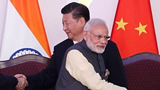 Çin Devlet Başkanı Şi Cinping / Hindistan Başbakanı Narendra Modi (arşiv) 
