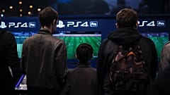 PS4 Fransa'da yaklaşık 200 euro satılıyor