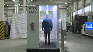 Maximale Sicherheit? Wer Putin sehen will, muss sich nicht nur auf das Coronavirus testen lassen - er/sie muss auch durch diesen Tunnel.