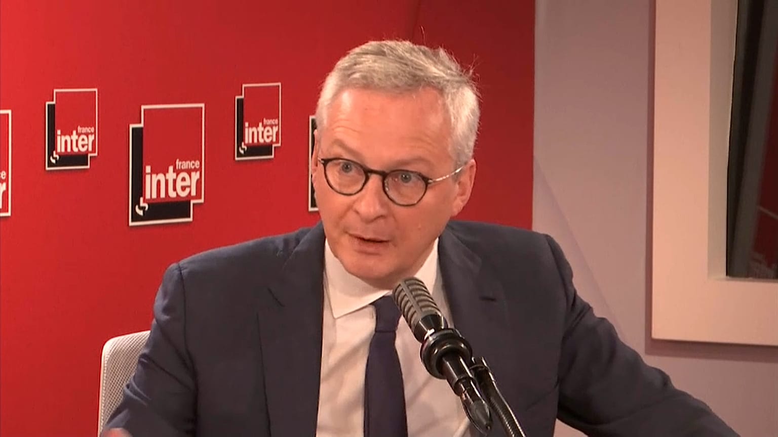 Taxe Gafa : Washington met les négociations en "pause", Paris dénonce une "provocation"