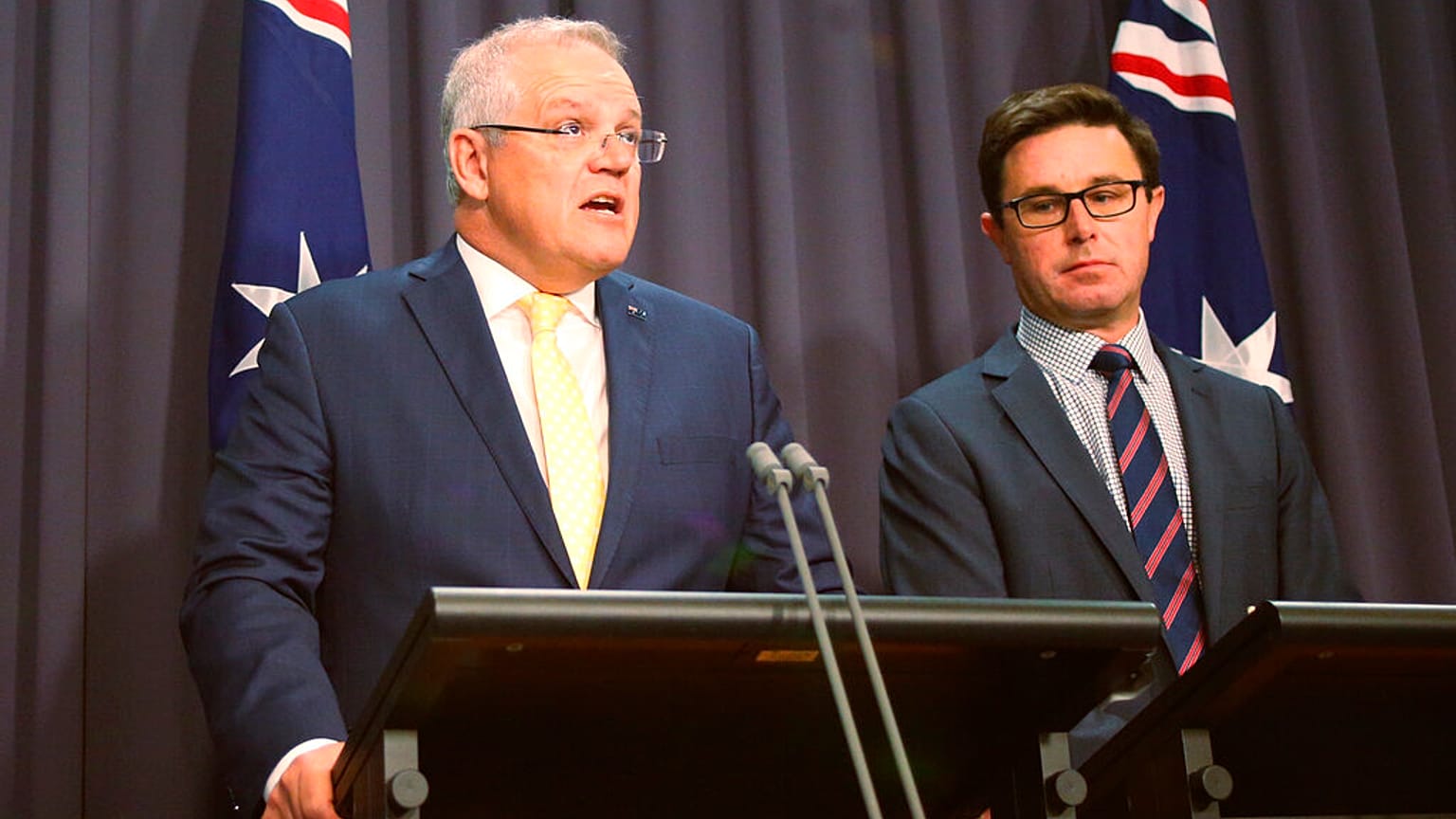 Australian Prime Minister Scott Morrison, left, and Emergency Management Minister David Littleproud hold a press conference in Canberra, Australia, January 10, 2020. 