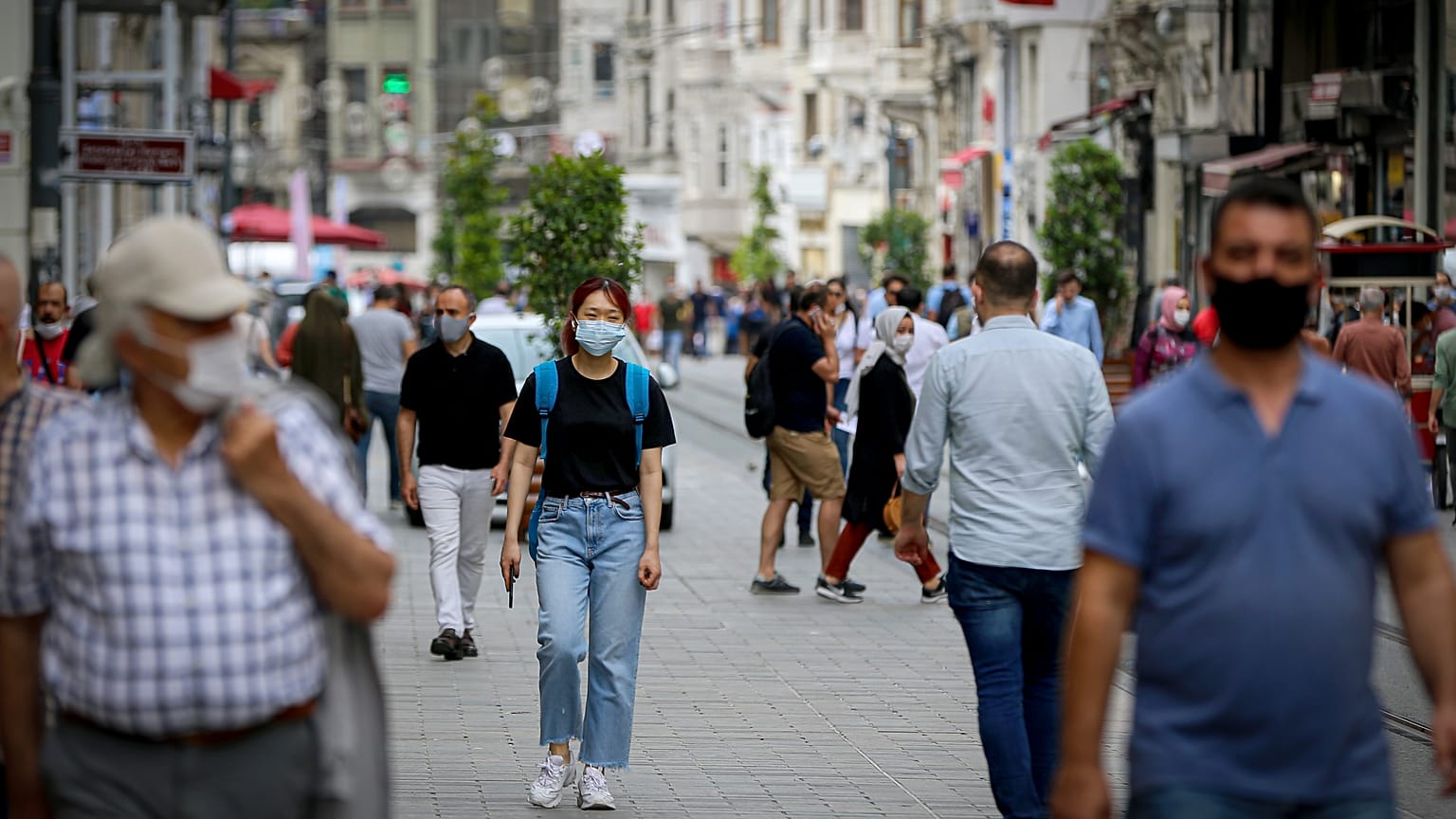 İstanbul'da maske takanlar 