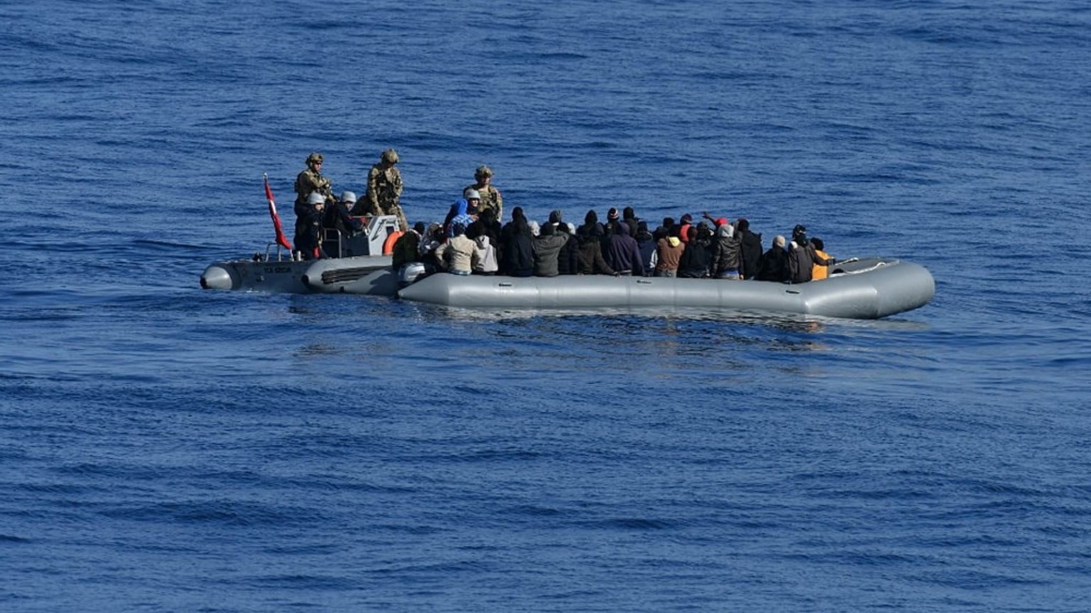 Foto d'archivio: migranti salvati nel Mediterraneo