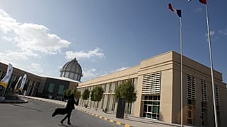 لماذا قد ترتفع طلبات الانتساب إلى الجامعات الإماراتية في أعقاب الوباء العالمي؟