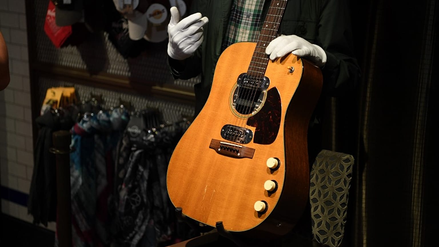 A guitarra do concerto Unplugged, em Nova Iorque