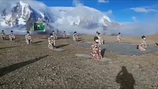 صورة من فيديو لعناصر الشرطة يمارسون رياضة اليوغا 