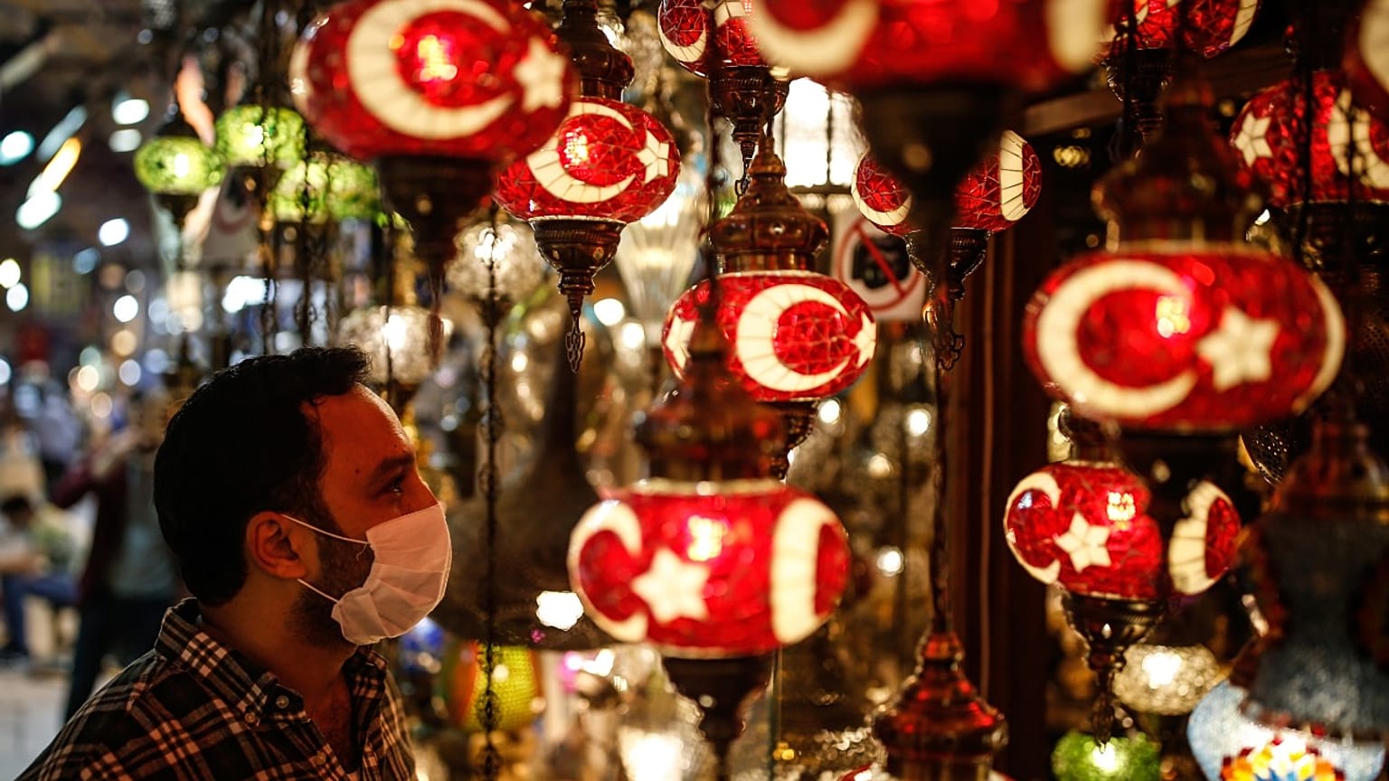 Türkiye'nin dünya ekonomileri sıralamasındaki yeri ne, ilk 10'a en yakın noktada mı?