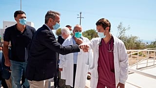 Los residentes de las islas griegas de Naxos y Panos sin miedo ante la falta de casos de COVID-19