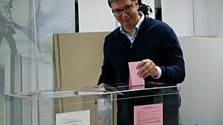 Σερβία: «Σαρωτική νίκη» για το κυβερνών κόμμα του Προέδρου Βούτσιτς