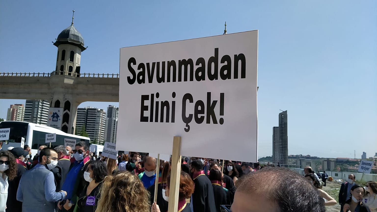 Baro başkanlarının yürüyüşüne polis engeli