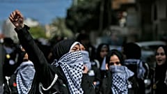 من المظاهرات ضد ضم أراض من الضفة الغربية