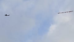Μπέρνλι: Αεροπανό ντροπής 