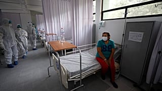 Dünya genelinde Covid-19 vaka sayısı 9 milyonu aştı, DSÖ uyardı: Salgın bitmedi, büyüyor