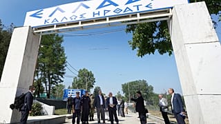 Ο υπ. Εξωτερικών Ν. Δένδιας και ο ύπατος Εκπρόσωπος της Ε.Ε. για την Εξωτερική Πολιτική Ζ. Μπορέλ στο Στρατιωτικό Φυλάκιο 1