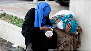 عاملات أجنبيات يعملن في لبنان