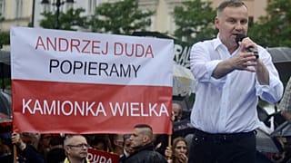 Elections en Pologne : Andrzej Duda, à droite toute
