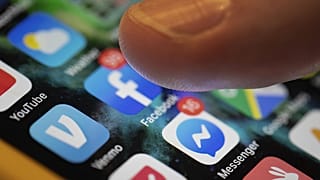 Sosyal puanlama sistemi: Facebook'ta yaptığınız bir paylaşım kredi almamıza engel olabilir mi?