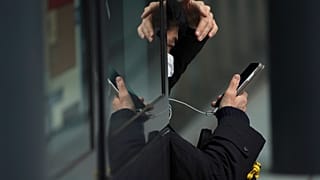 فن‌آوری‌های جدید به زندگی در دوران کرونا کمک خواهند کرد. اینبار ماسک هوشمند قرار است به بازار عرضه شود.