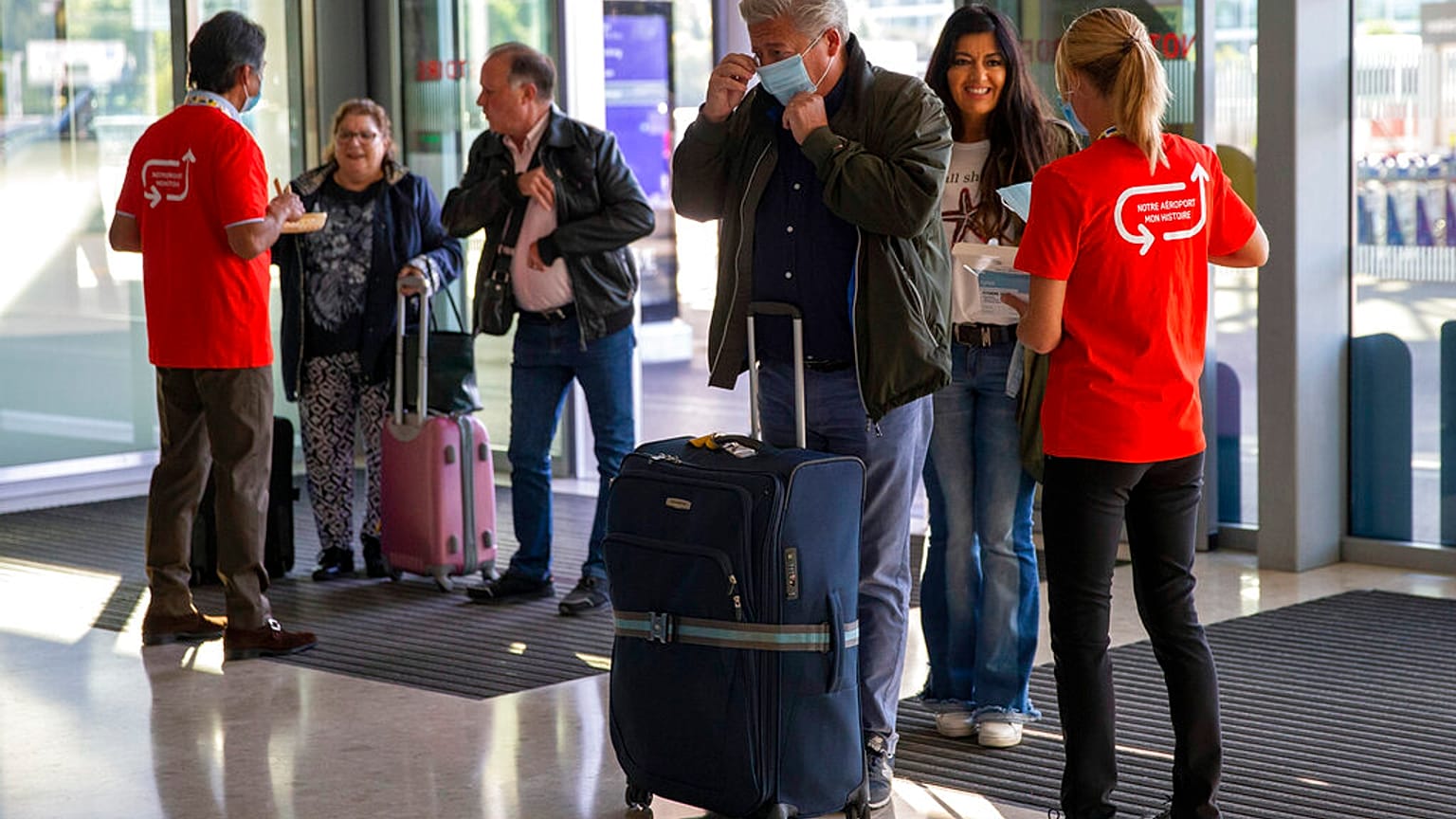 Am Flughafen in Genf in der Schweiz - ARCHIV