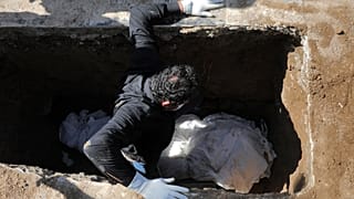 کرونا در ایران همچنان قربانی می‌گیرد