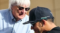 Hamilton: Ecclestone buta és tanulatlan