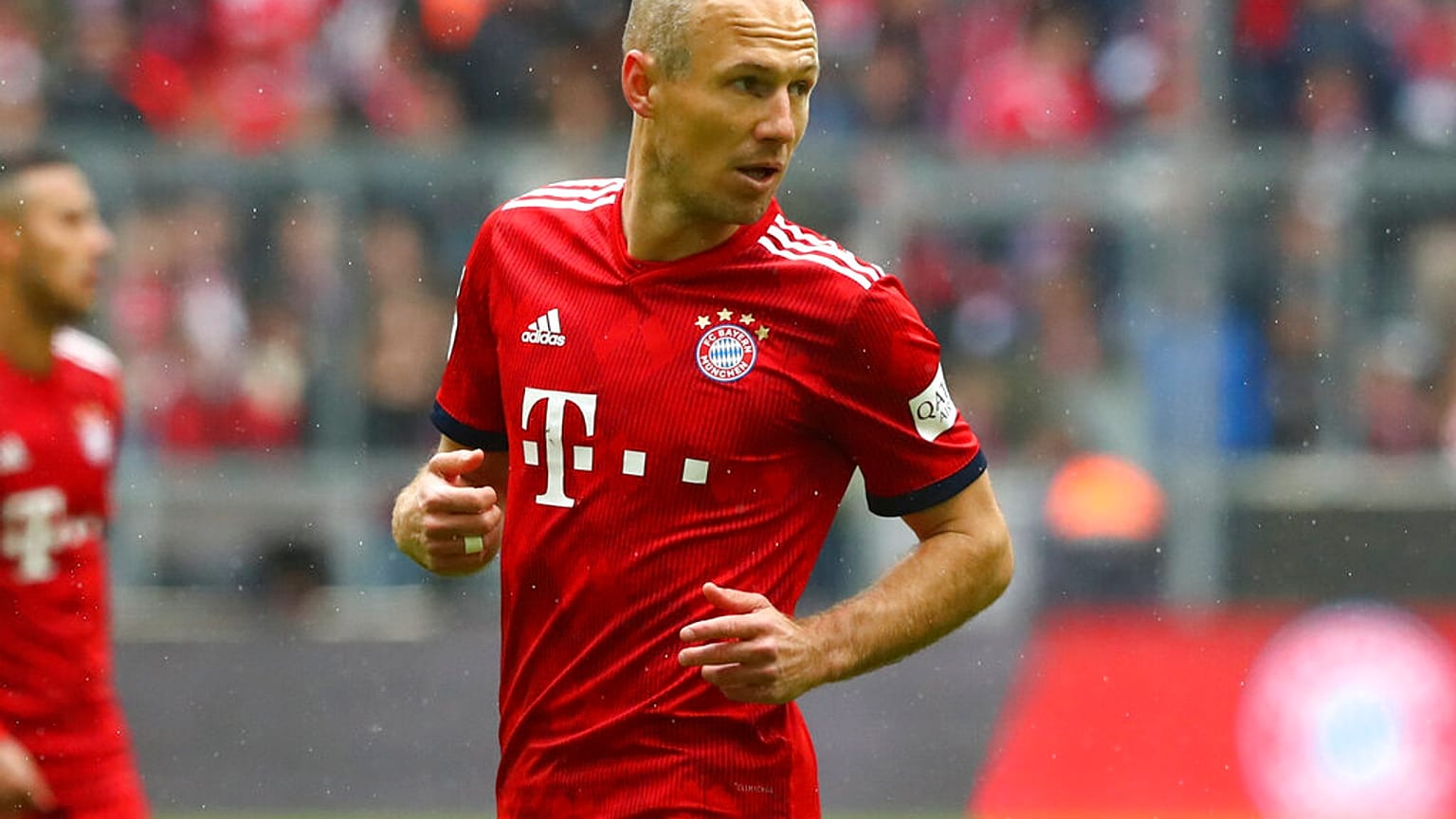 Robben regressa ao Groningen "por amor"