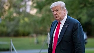 Trump, sosyal medya hesabında ırkçı sloganın yer aldığı video paylaştı 