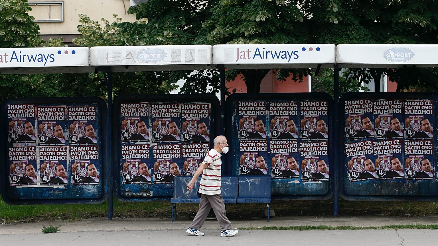A szerbiai választások másnapján