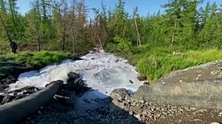 В тундру под Норильском сброшено до 6 тыс. кубометров химотходов