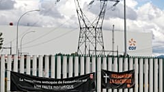 "The closure of Fessenheim is an historic mistake" and "Fessenheim sacrified": Nuclear workers lamented the switching off of the nuclear reactor at Fessenheim, June 29, 2020.