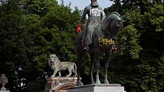 Eine Statue des Kolonisators Leopold II.