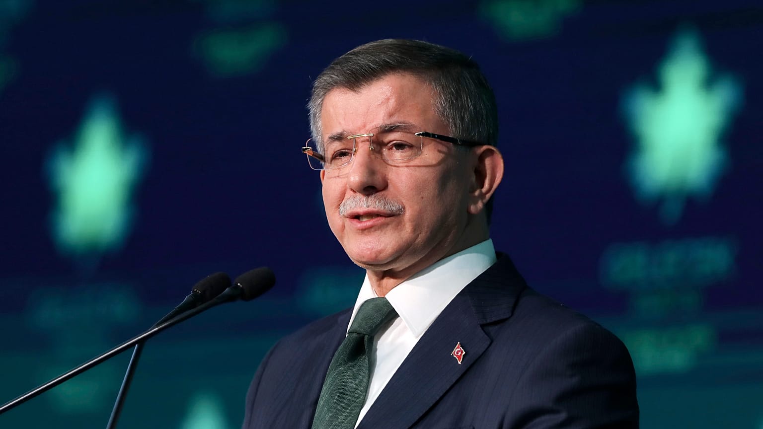 Gelecek Partisi lideri Ahmet Davutoğlu