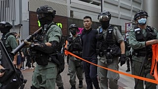Plus de 300 personnes ont été arrêtées ce 1er juillet 2020 à Hong Kong, dix dans le cadre l'entrée en vigueur de la loi sur la sécurité