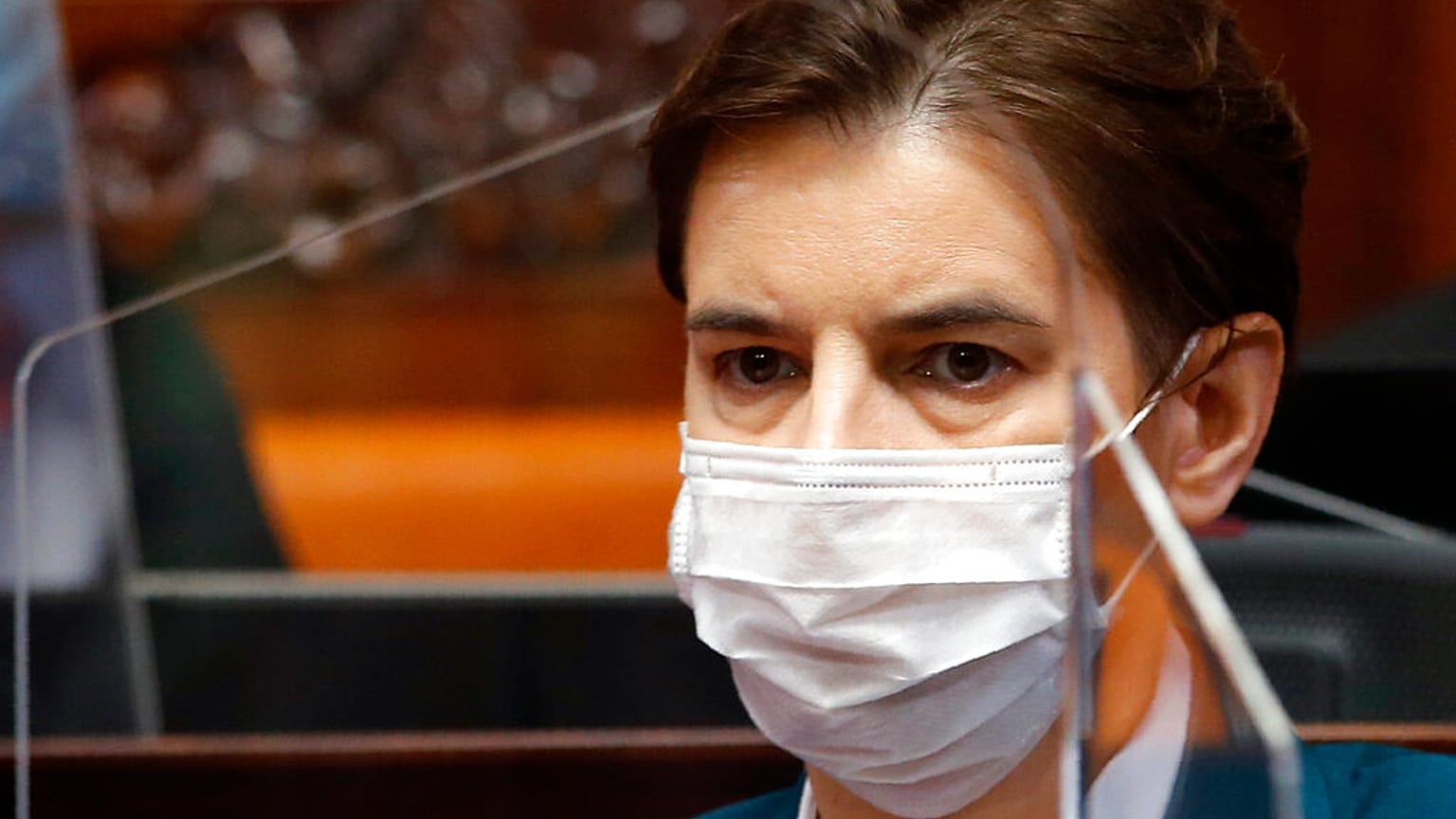 Σερβία: Υγειονομικοί αποδοκίμασαν την πρωθυπουργό Άνα Μπρνάμπιτς