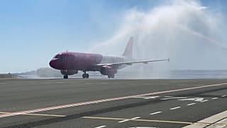 Αεροσκάφος της Wizz Air στο αεροδρόμιο Λάρνακας