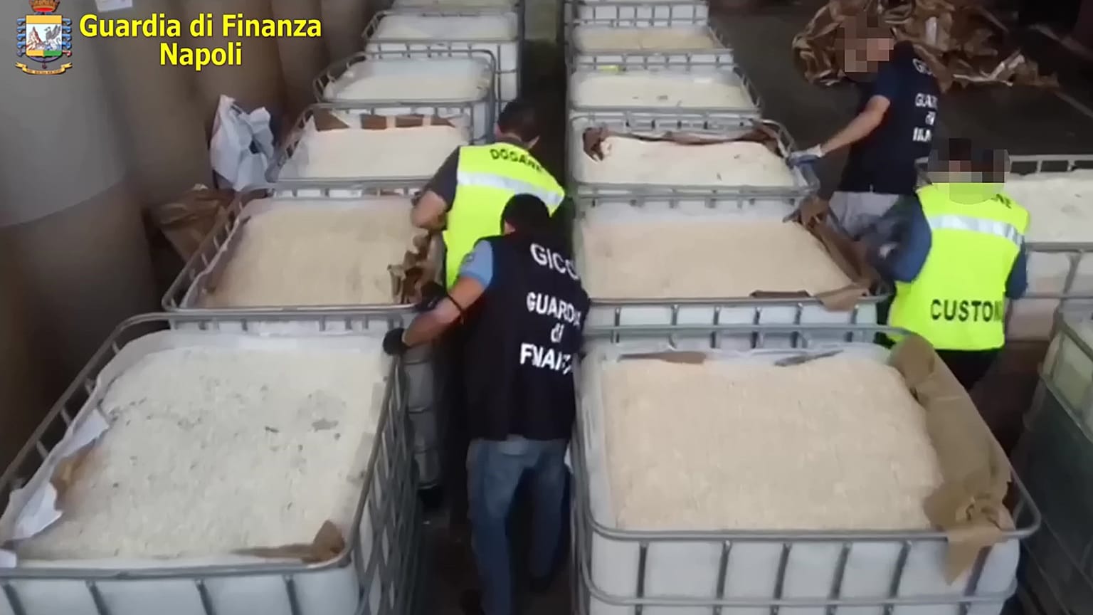 إيطاليا تصادر كمية قياسية تبلغ 14 طنا ً من الأمفيتامين المصنع من قبل داعش في سوريا